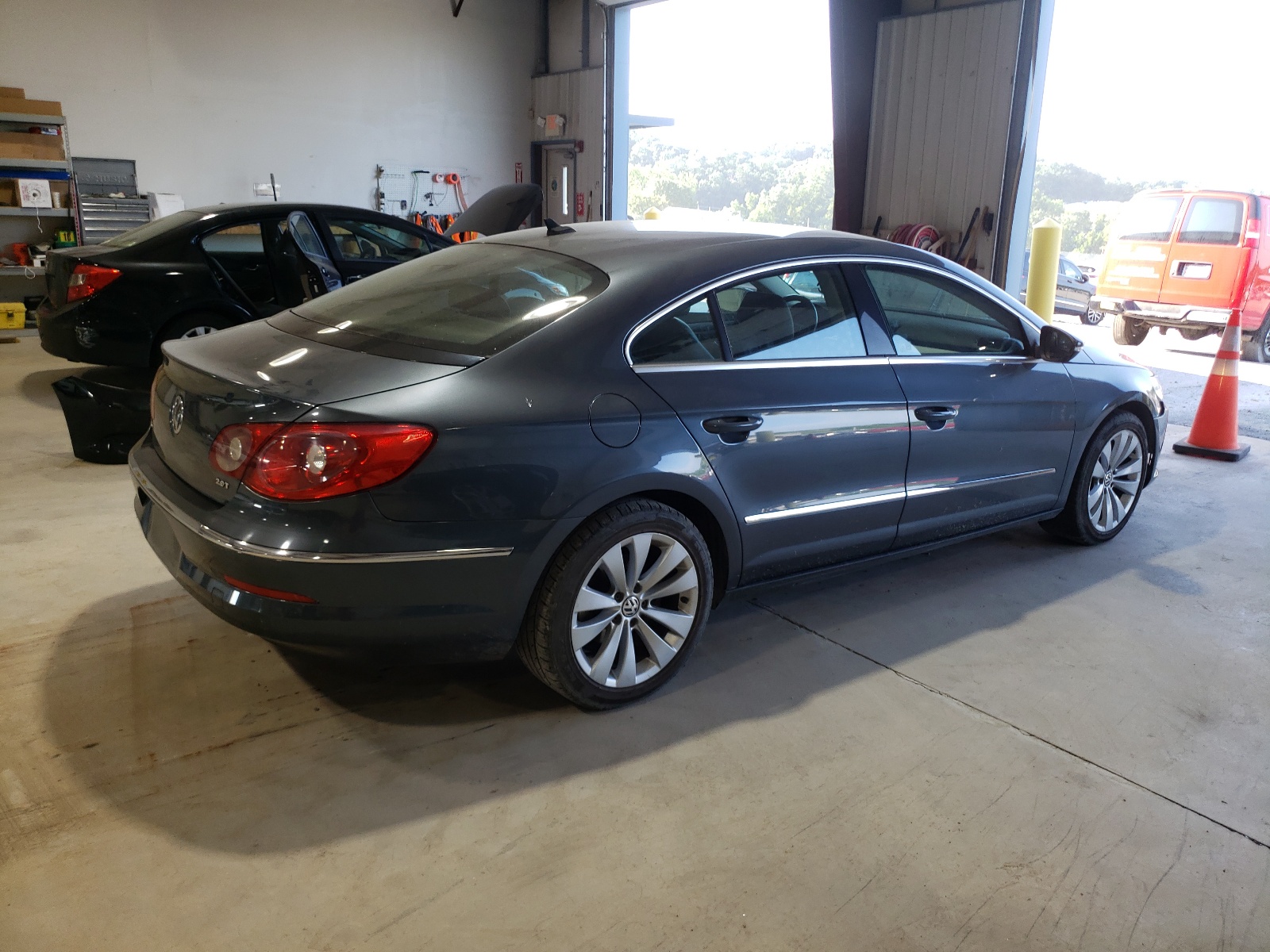 WVWMN7AN9BE710140 2011 Volkswagen Cc Sport