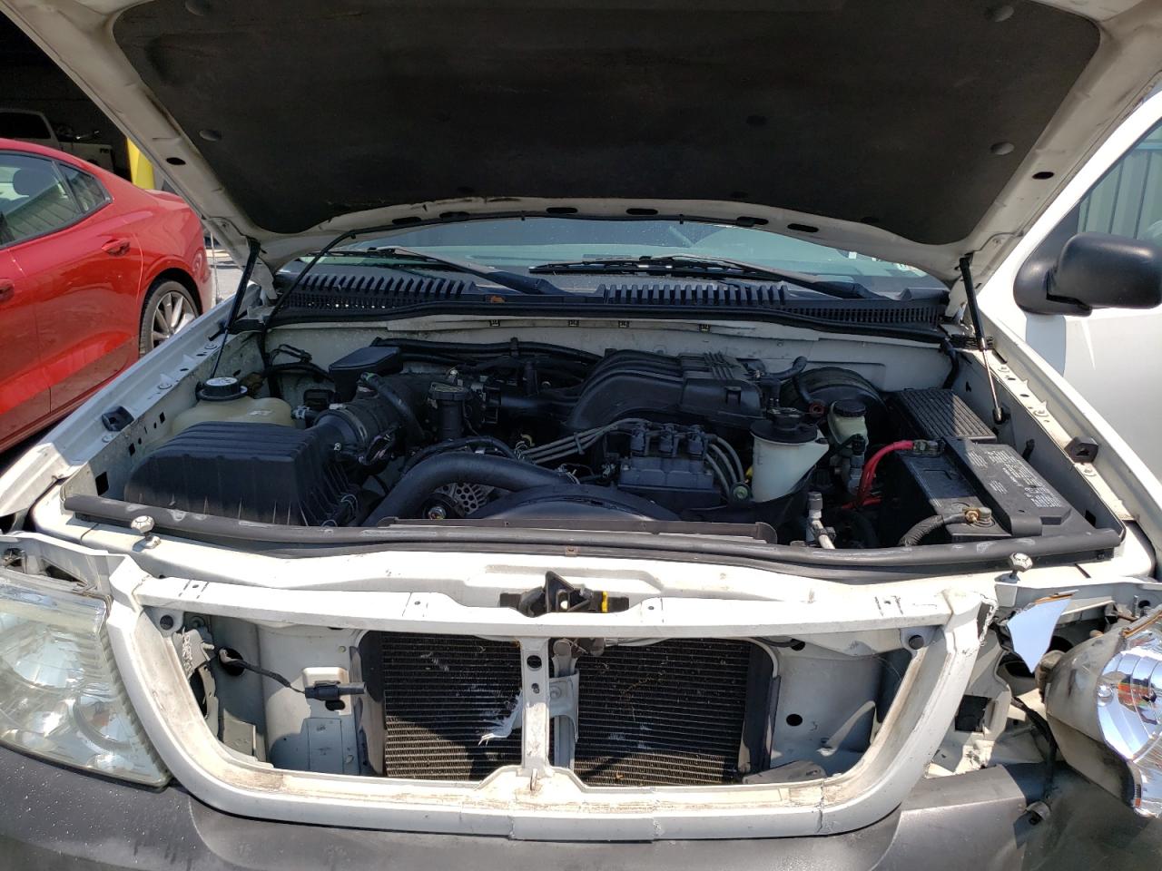 2004 Ford Explorer Xls VIN: 1FMZU72K74UB61734 Lot: 64627794