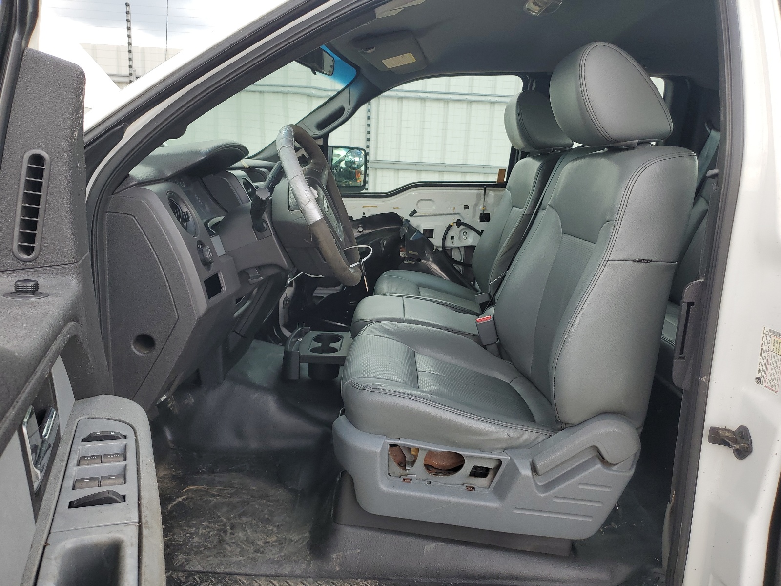 2013 Ford F150 Super Cab vin: 1FTFX1CF5DKD40315