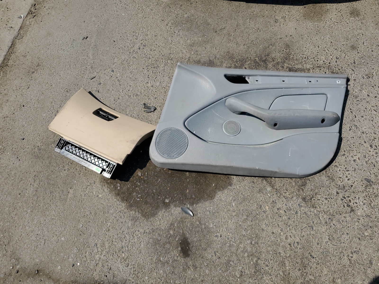 WBAET37482NG82249 2002 BMW 325 I