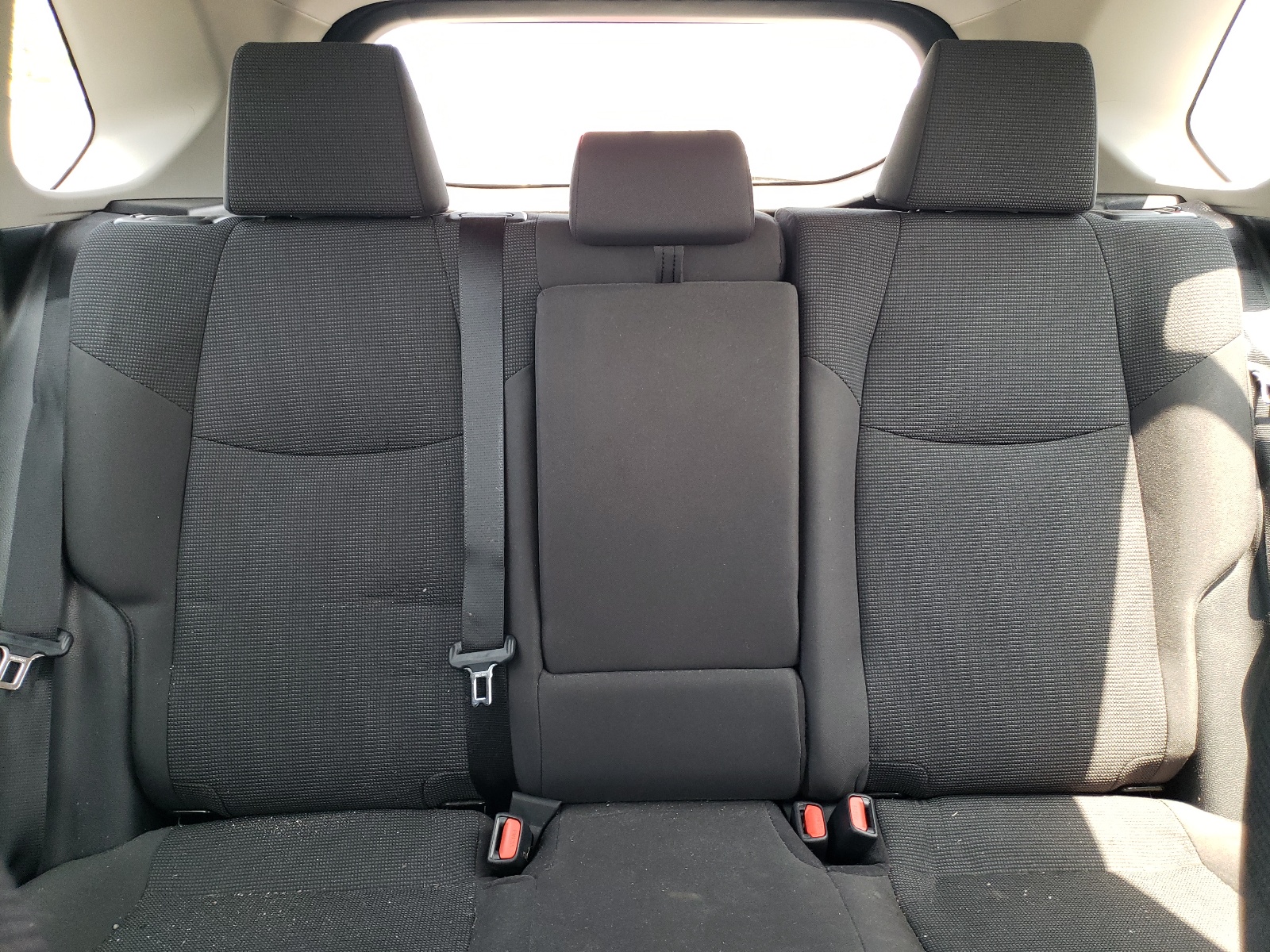 2T3G1RFV4LW085640 2020 Toyota Rav4 Le