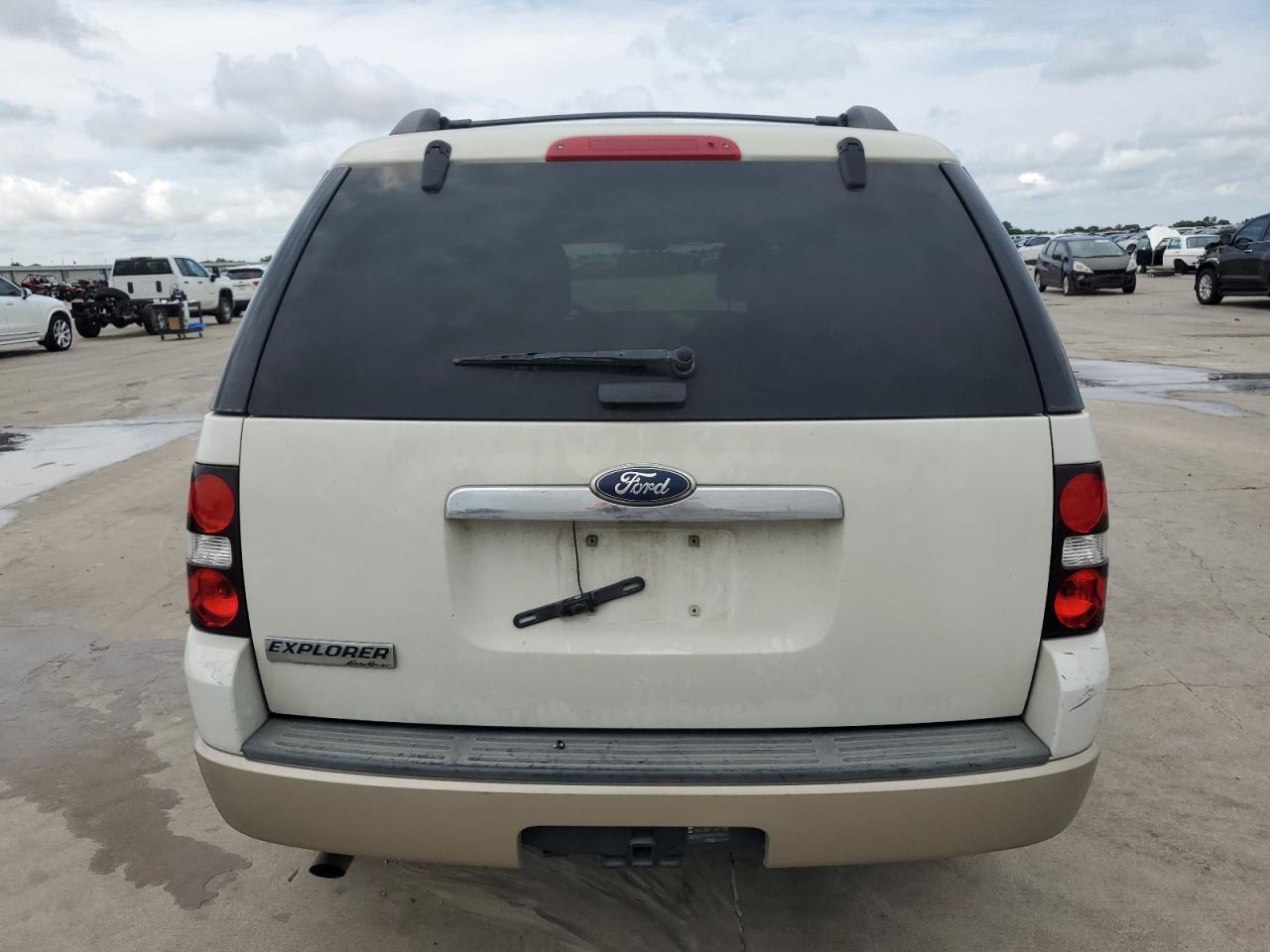 1FMEU6EE4AUA19075 2010 Ford Explorer Eddie Bauer