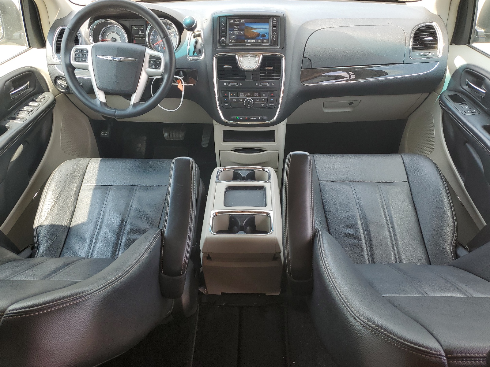 2C4RC1BG6GR213985 2016 Chrysler Town & Country Touring