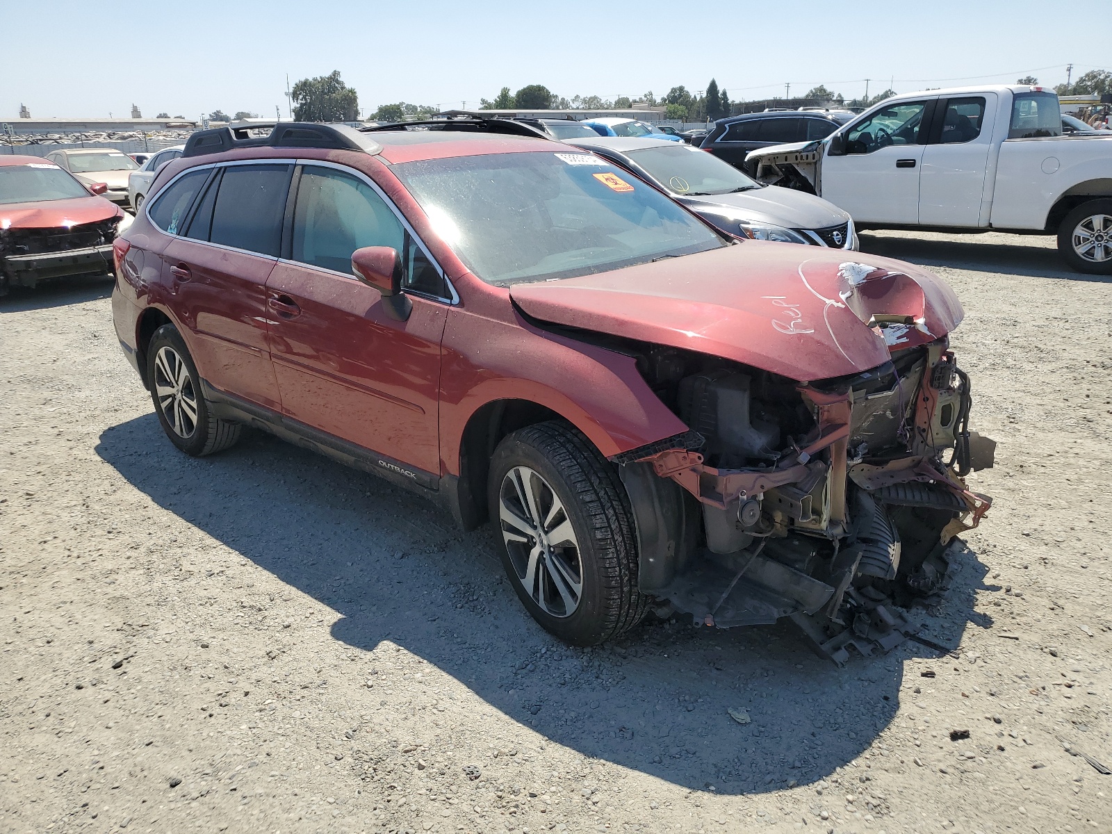 2018 Subaru Outback 2.5I Limited vin: 4S4BSANC0J3390573