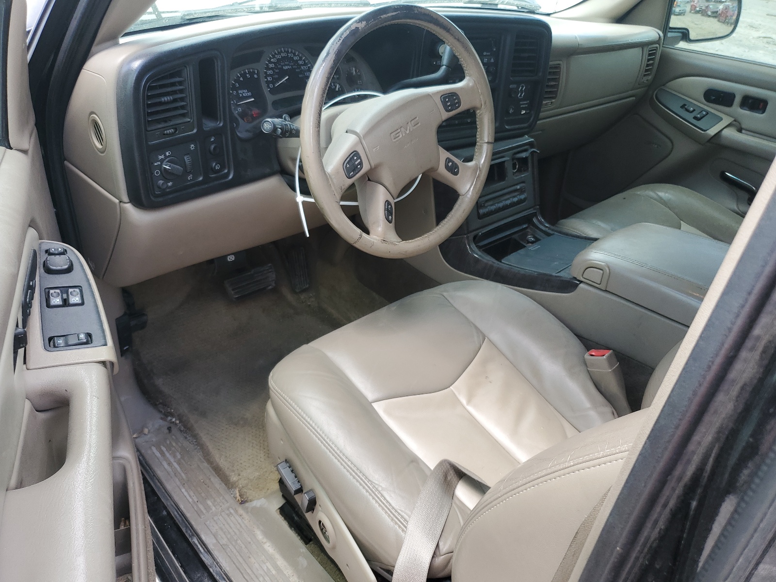 2GTFK69U131156330 2003 GMC Sierra K1500 Denali