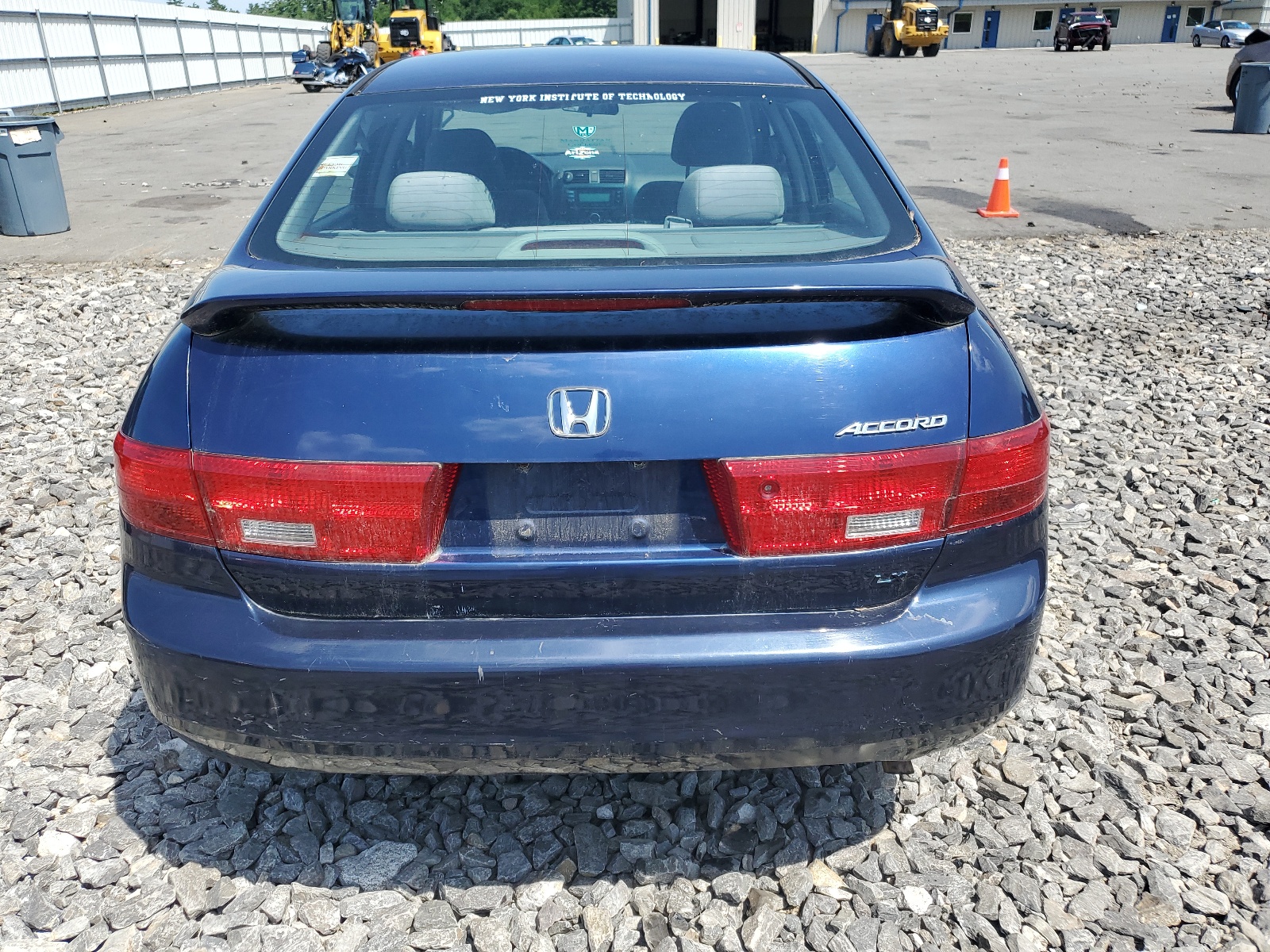 1HGCM56405A020633 2005 Honda Accord Lx