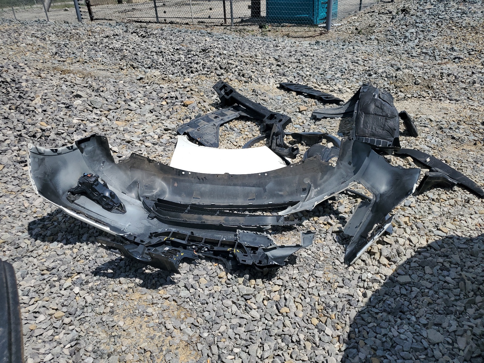 JN8AT2MVXJW318904 2018 Nissan Rogue S