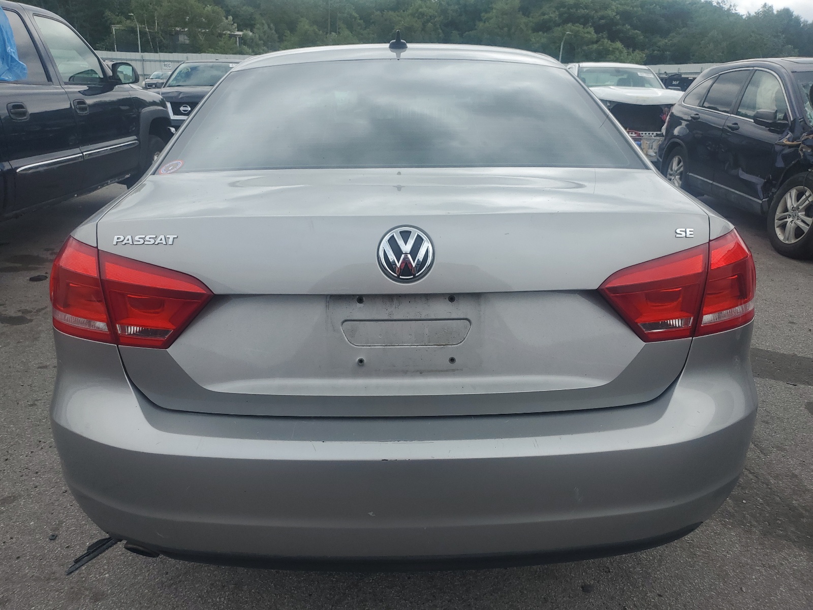 1VWBP7A30DC006663 2013 Volkswagen Passat Se