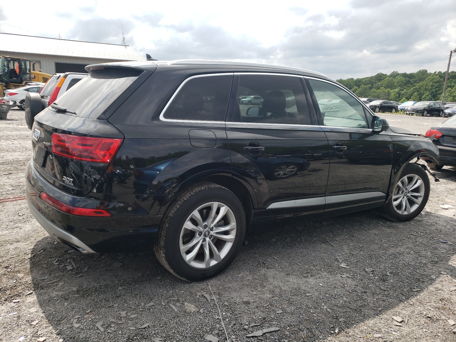 WA1AAAF74HD018558 2017 Audi Q7 Premium