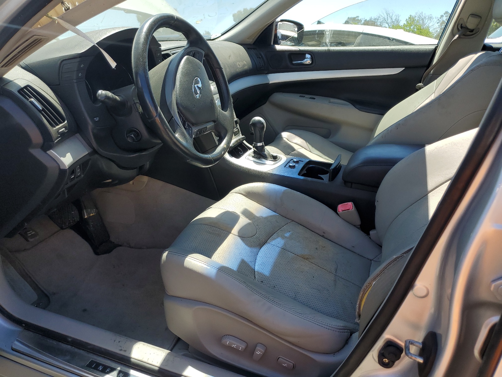 JNKCV61E19M303191 2009 Infiniti G37 Base