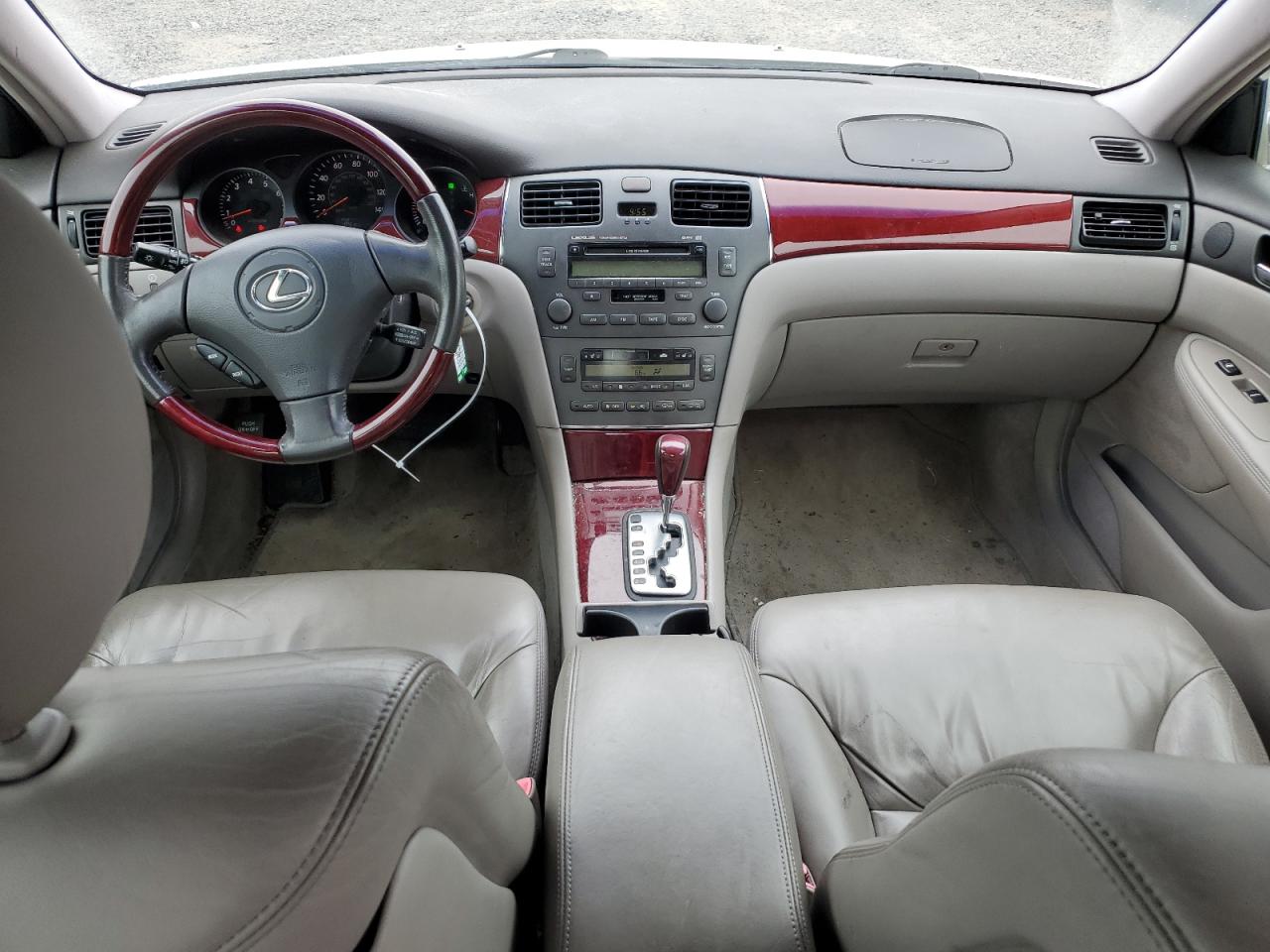 2004 Lexus Es 330 VIN: JTHBA30G245007558 Lot: 65232034