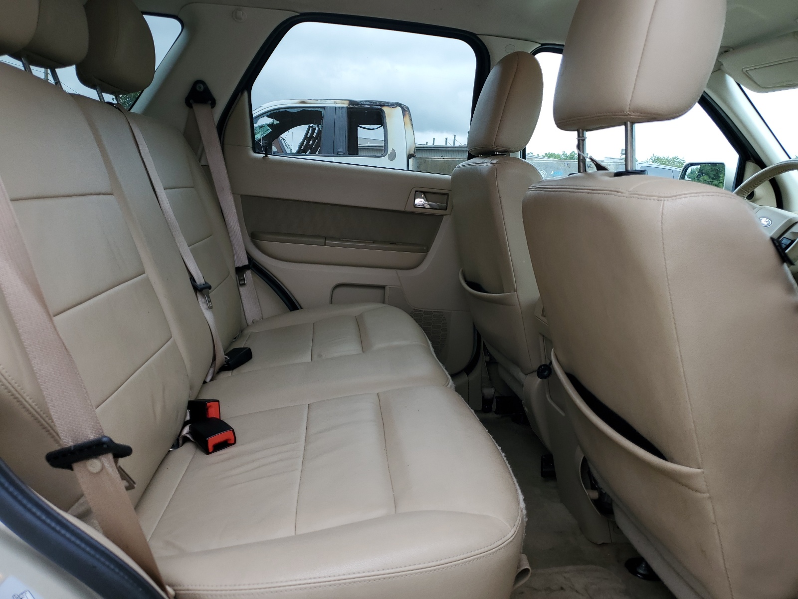 1FMCU9EG4AKC93897 2010 Ford Escape Limited