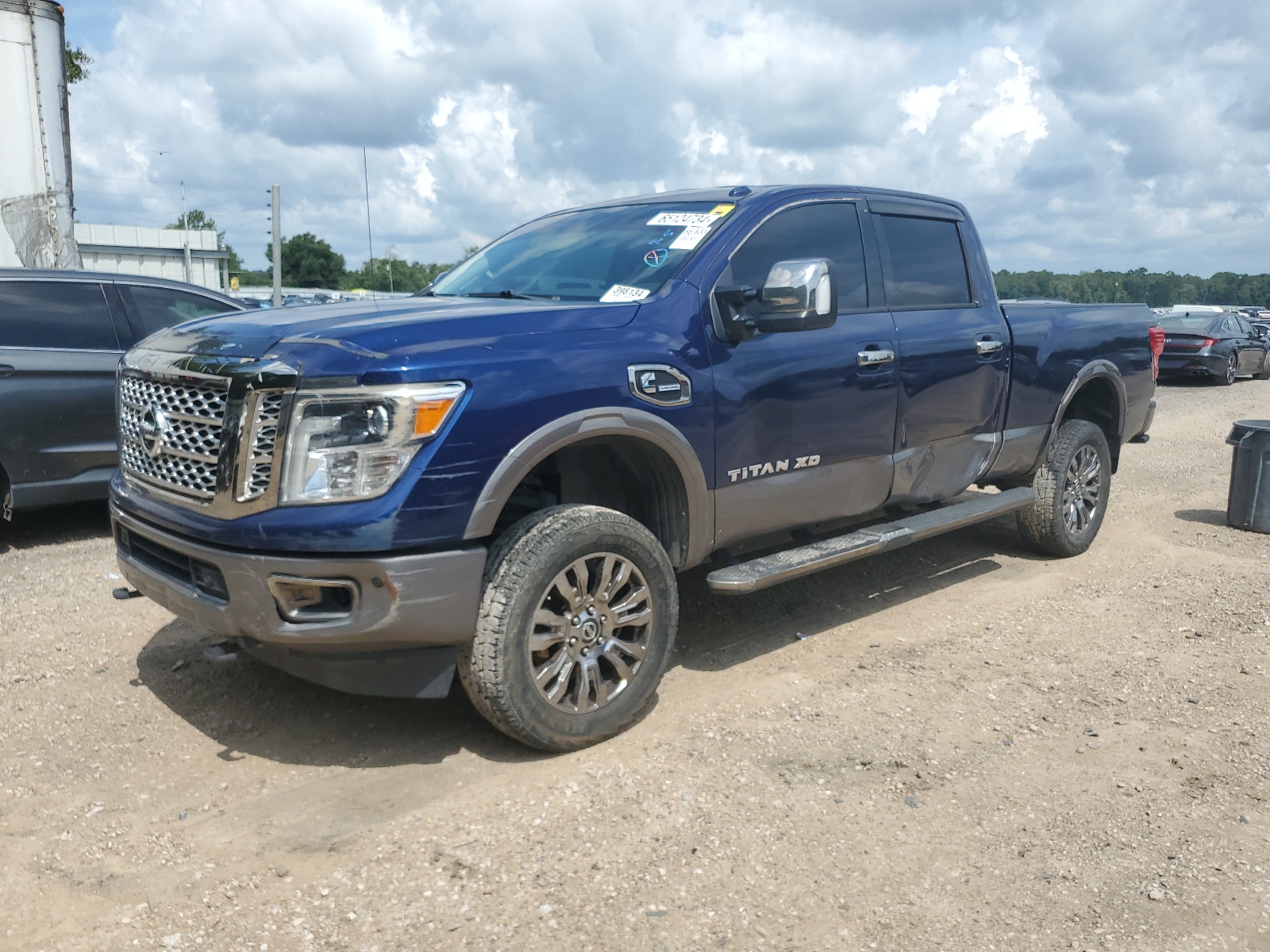 2017 Nissan Titan Xd Sl vin: 1N6BA1F46HN571638