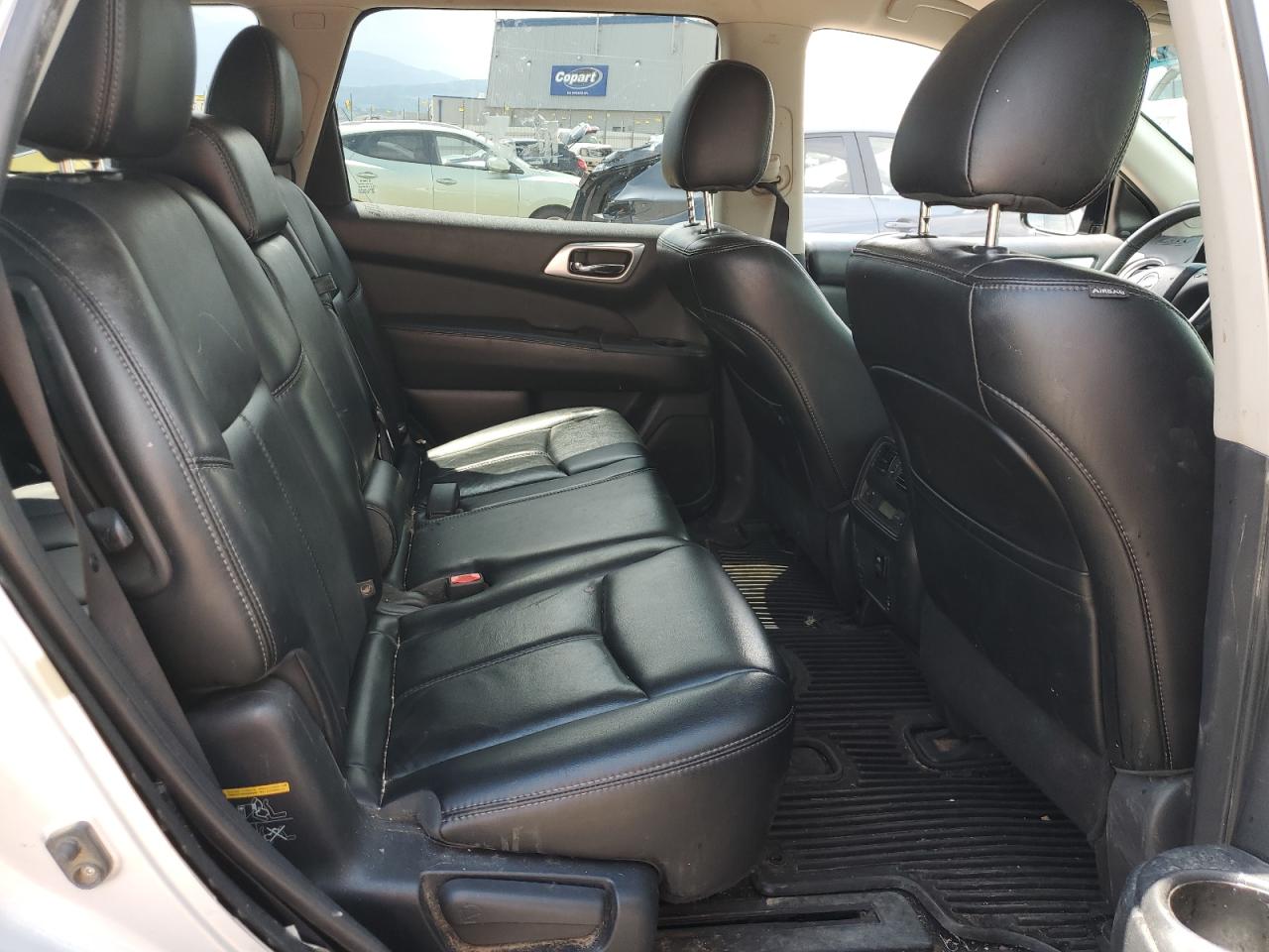 2015 Nissan Pathfinder S VIN: 5N1AR2MM5FC641991 Lot: 63151234