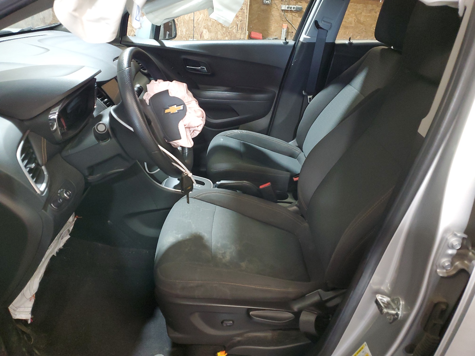 KL7CJKSB4HB212921 2017 Chevrolet Trax Ls