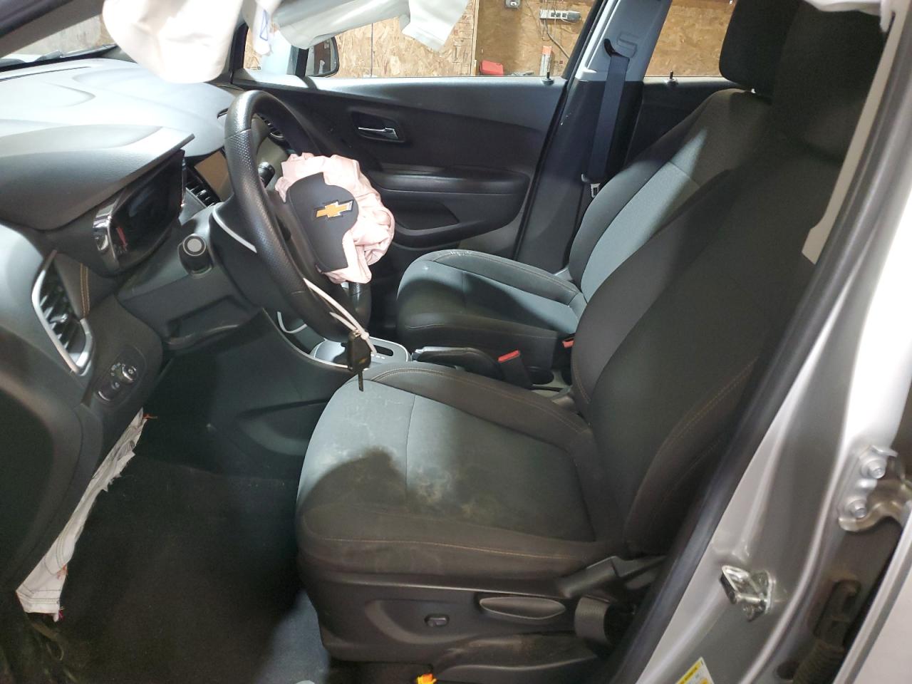 2017 Chevrolet Trax Ls VIN: KL7CJKSB4HB212921 Lot: 63972854