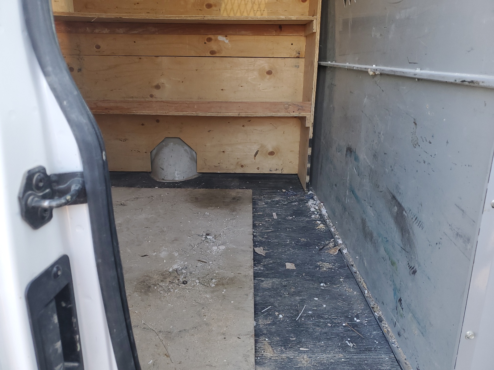 1FTNE2EW7EDA78968 2014 Ford Econoline E250 Van