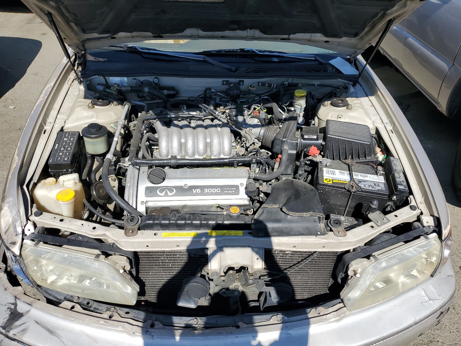 JNKCA21A2WT614096 1998 Infiniti I30