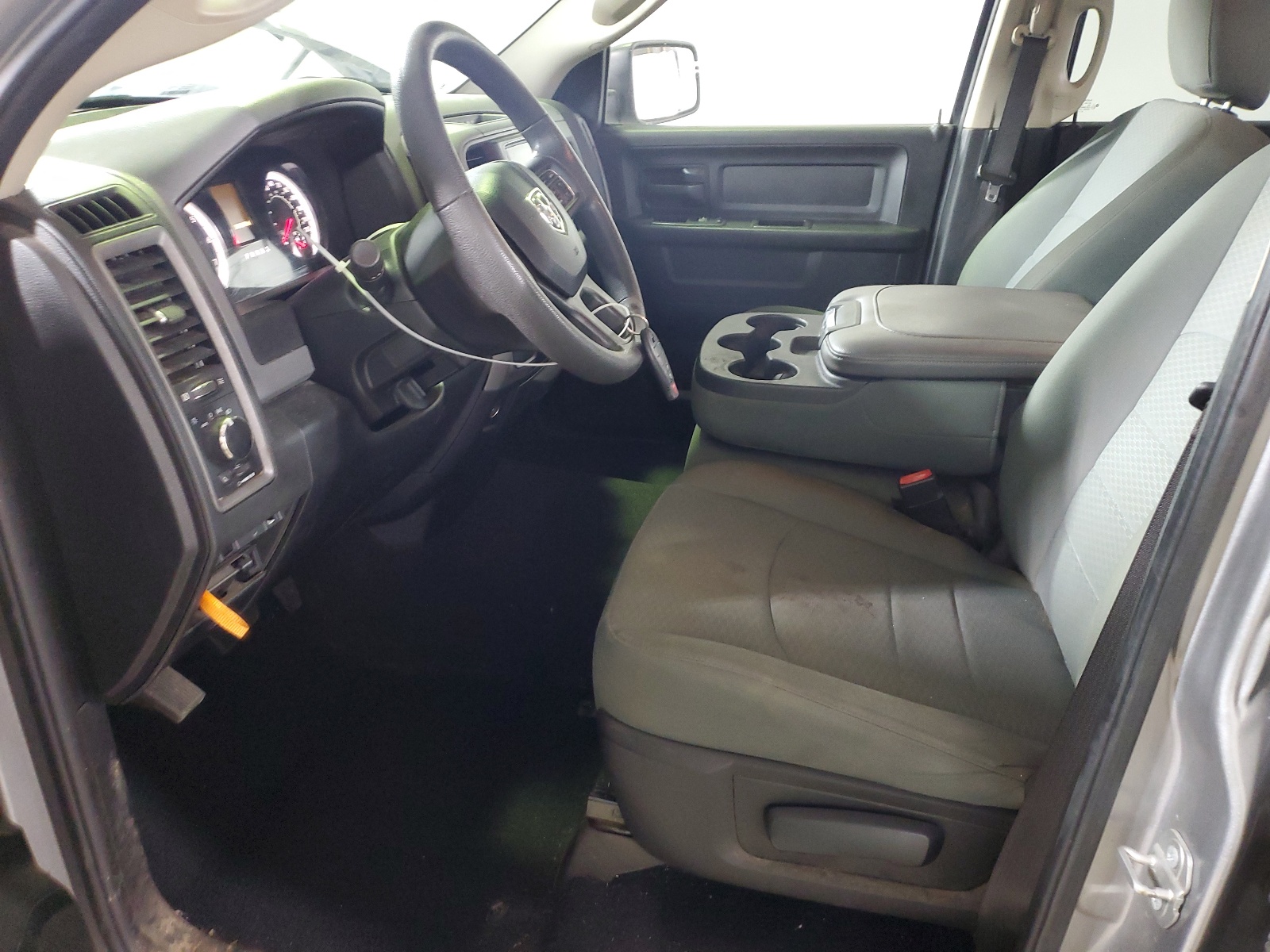 1C6RR6FT6KS723433 2019 Ram 1500 Classic Tradesman