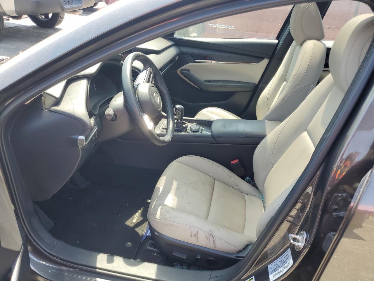 2021 Mazda 3 Preferred VIN: JM1BPACL1M1328303 Lot: 61962314