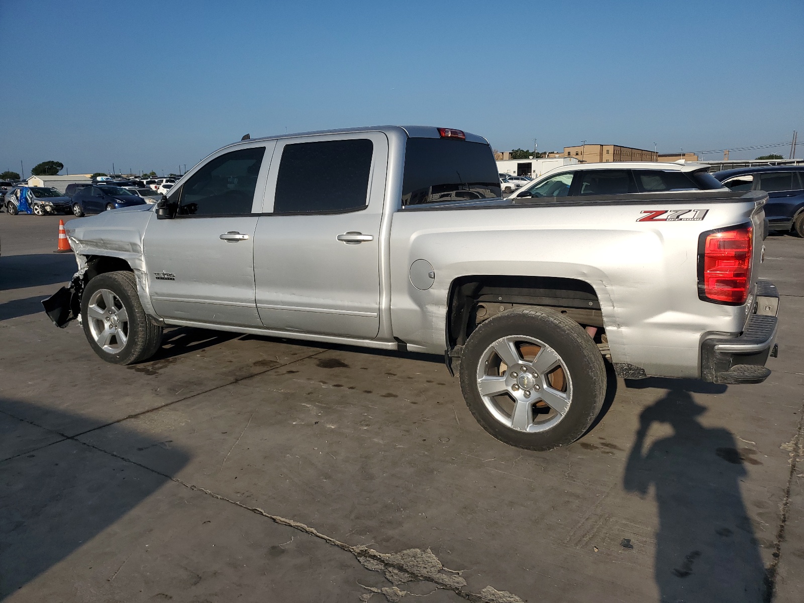 2018 Chevrolet Silverado K1500 Lt vin: 3GCUKREC6JG594318