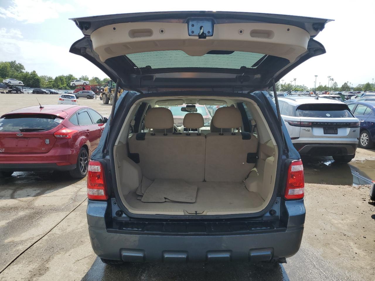 2011 Ford Escape Xlt VIN: 1FMCU0DG7BKB24617 Lot: 64628244