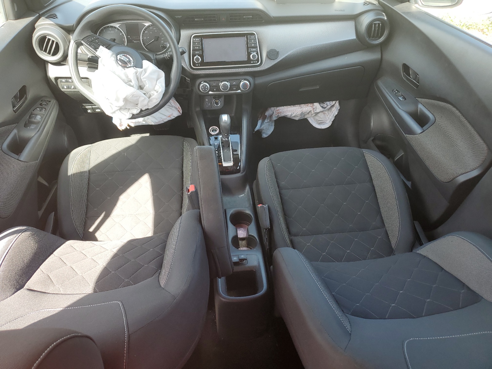 3N1CP5BV9LL555845 2020 Nissan Kicks S