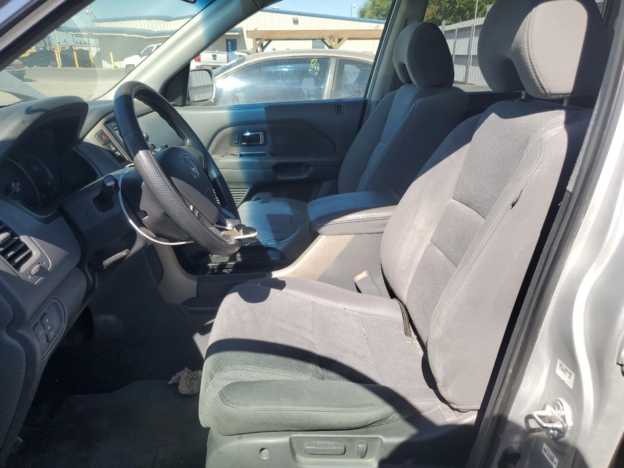 2006 Honda Pilot Ex VIN: 2HKYF18456H564611 Lot: 65000774