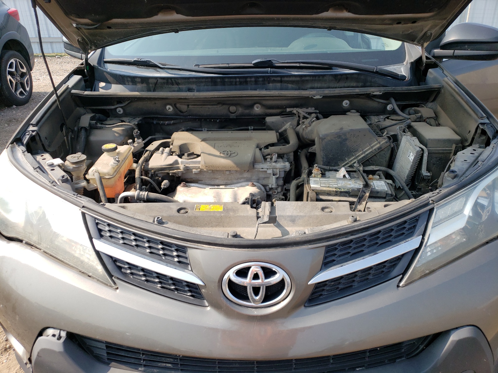 2T3BFREV6FW325515 2015 Toyota Rav4 Le