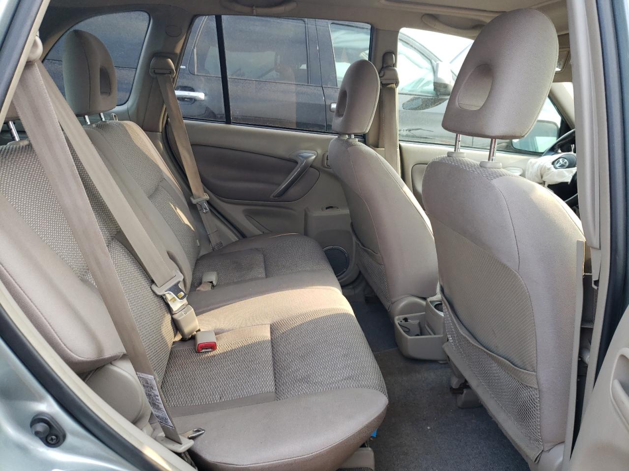 2005 Toyota RAV 4 - Image 10