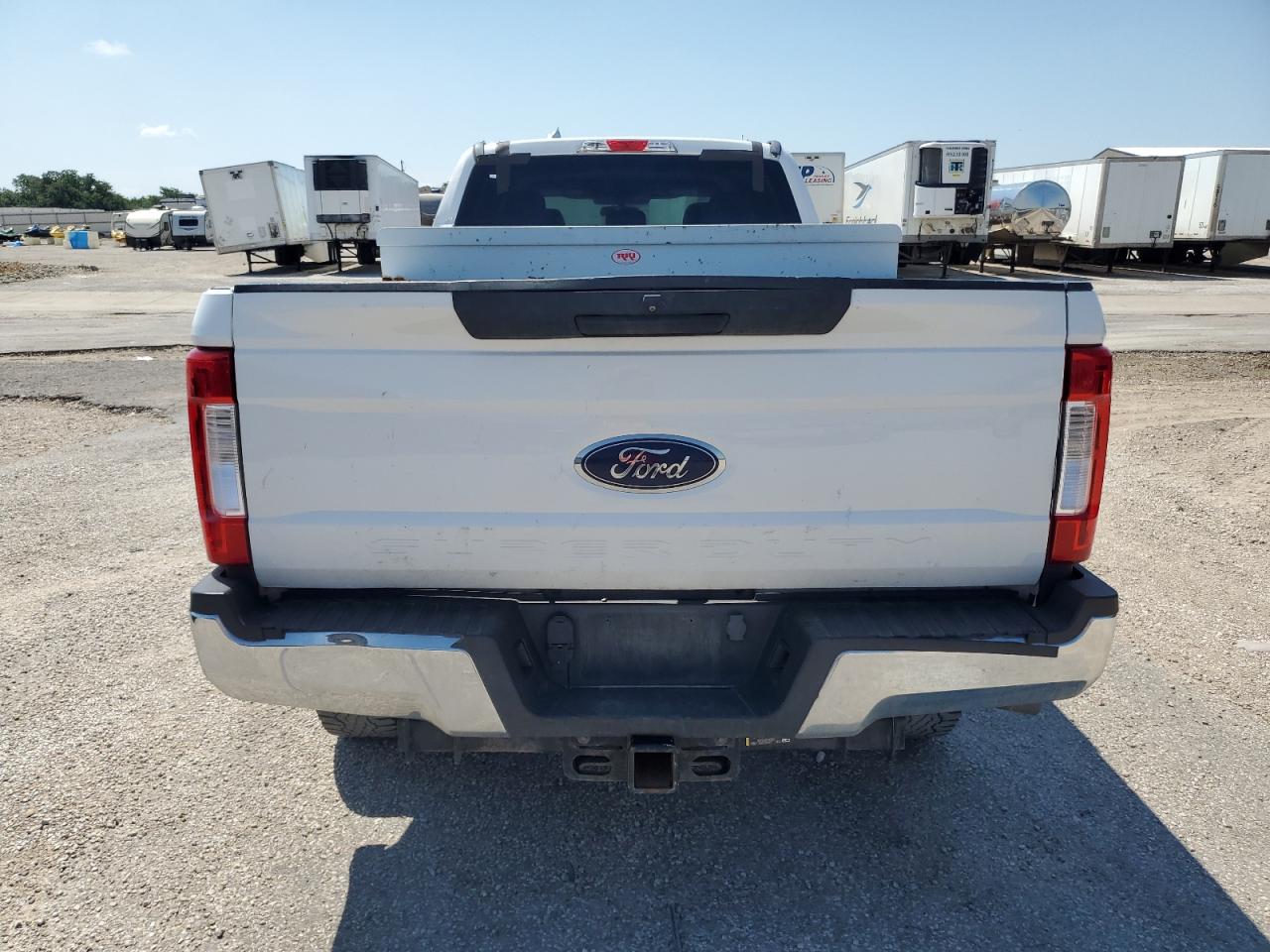 2017 Ford F350 Super Duty VIN: 1FT8W3BT7HEE84984 Lot: 61728004