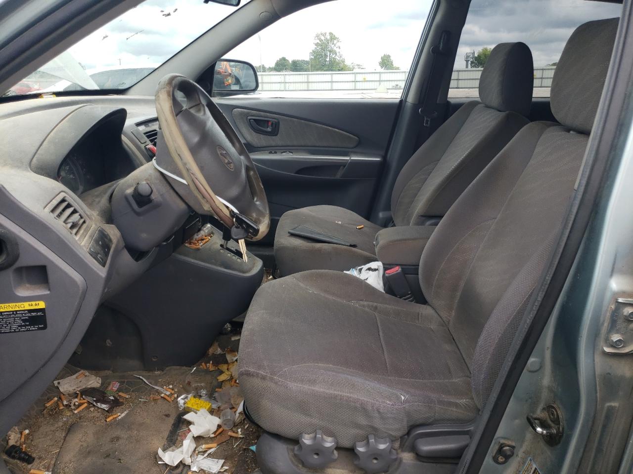 2005 Hyundai Tucson Gl VIN: KM8JM12B95U104754 Lot: 64572404