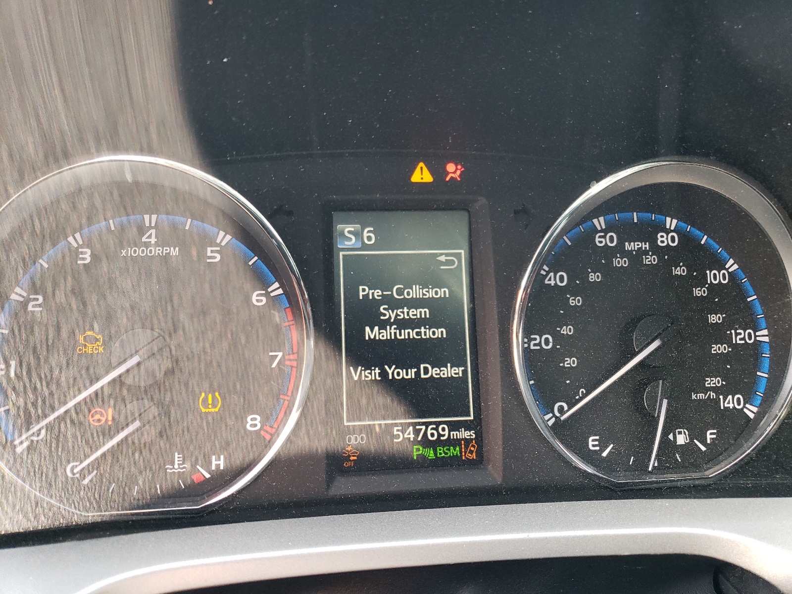 2T3DFREV4GW480154 2016 Toyota Rav4 Limited