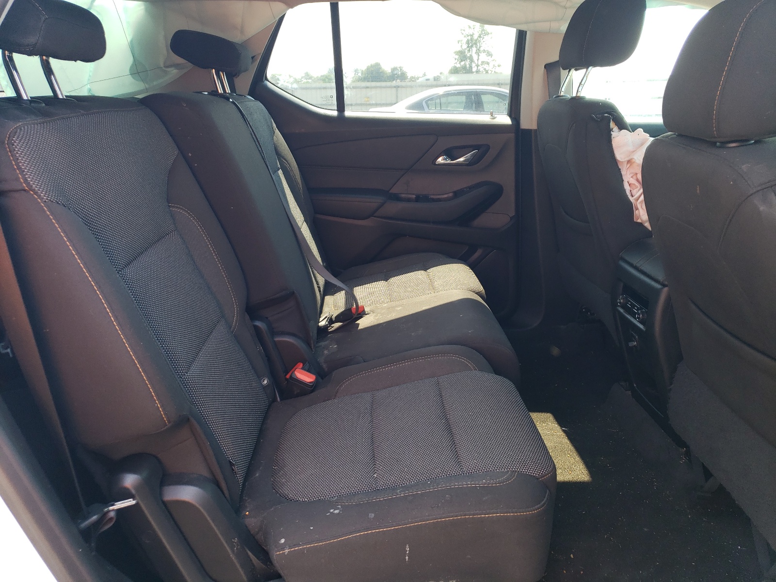 1GNERFKWXJJ266046 2018 Chevrolet Traverse Ls