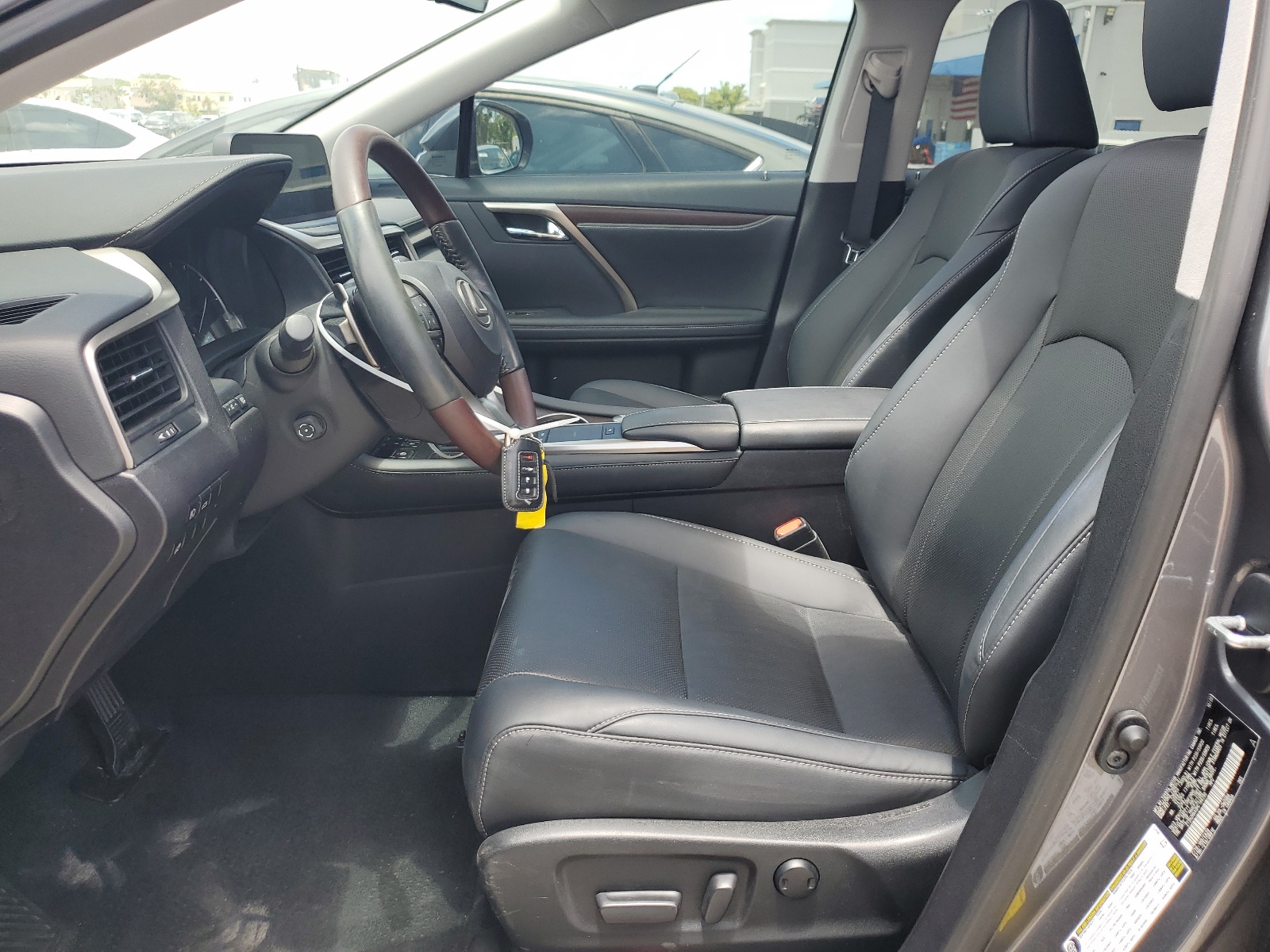 2T2HZMAA9MC188290 2021 Lexus Rx 350