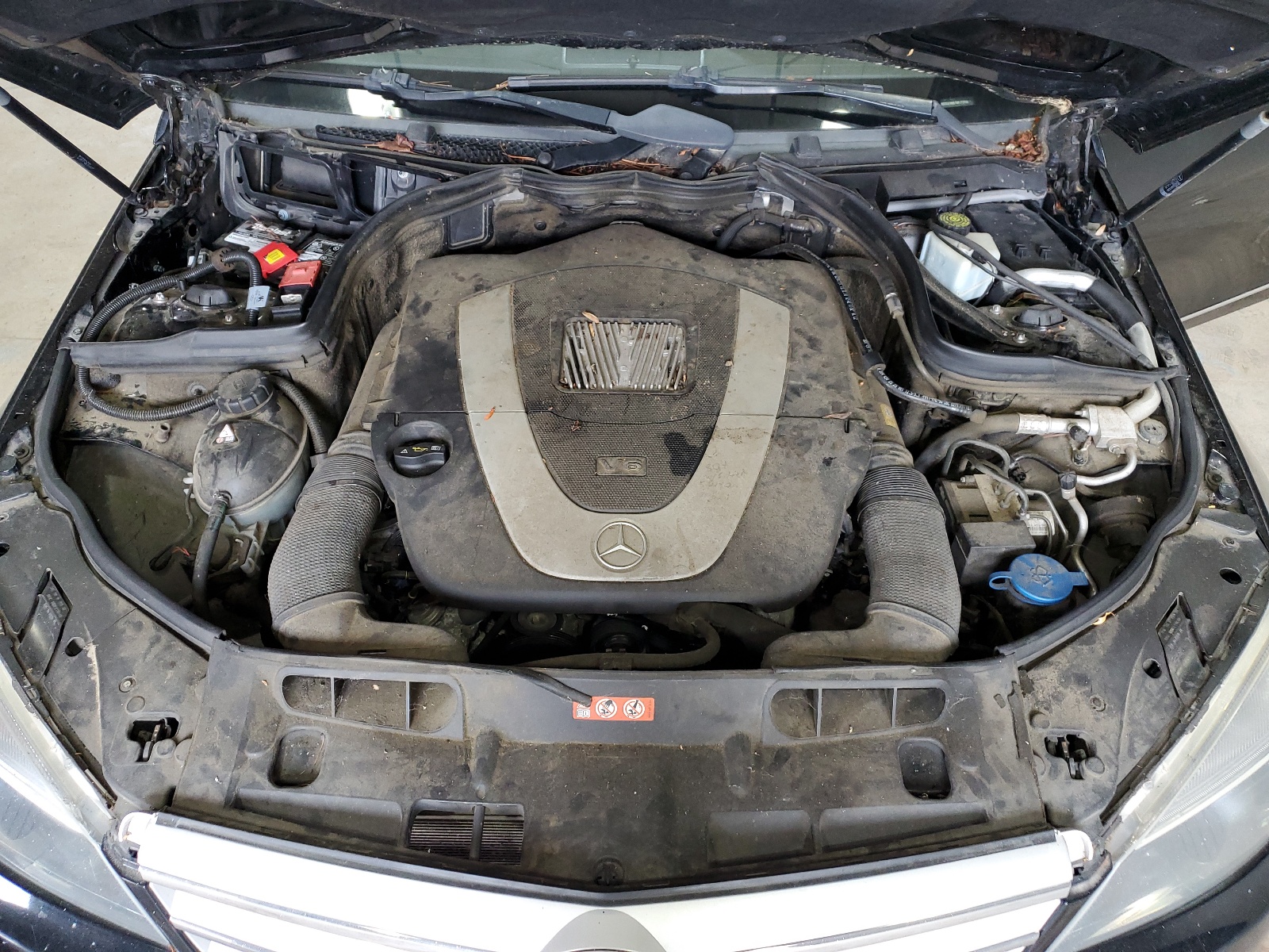 WDDGF8BB7BR172900 2011 Mercedes-Benz C 300 4Matic