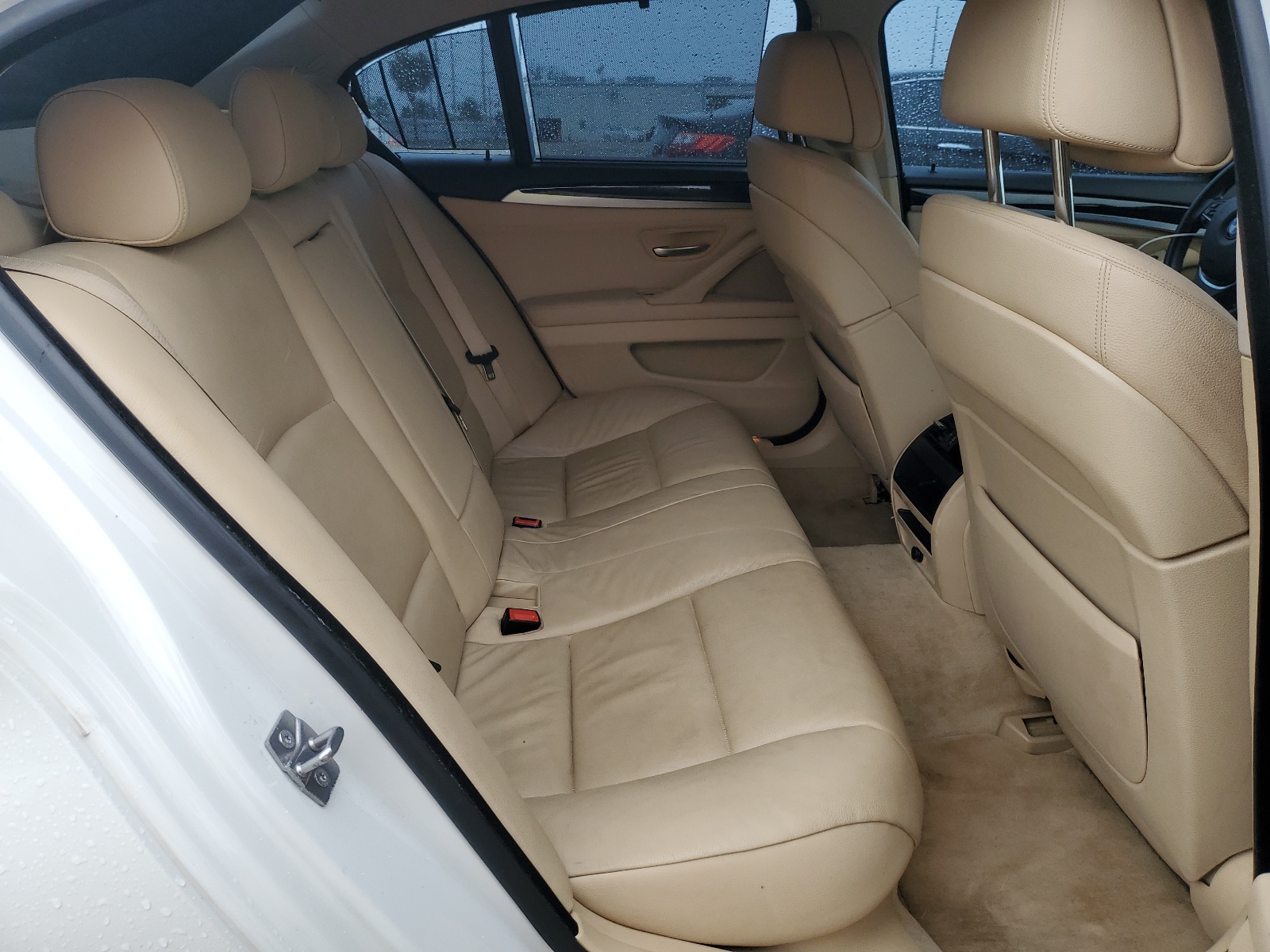 WBAFR9C50BC270632 2011 BMW 550 I