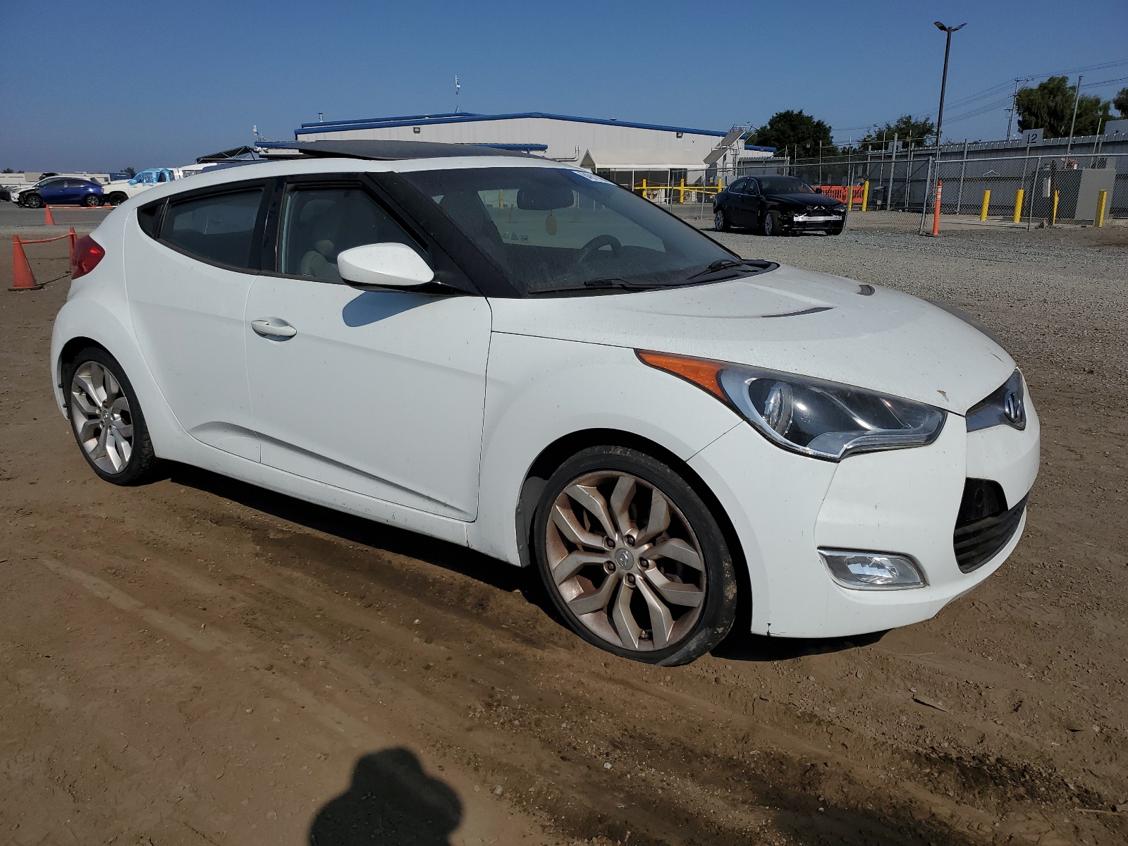 2013 Hyundai Veloster vin: KMHTC6AD1DU087944