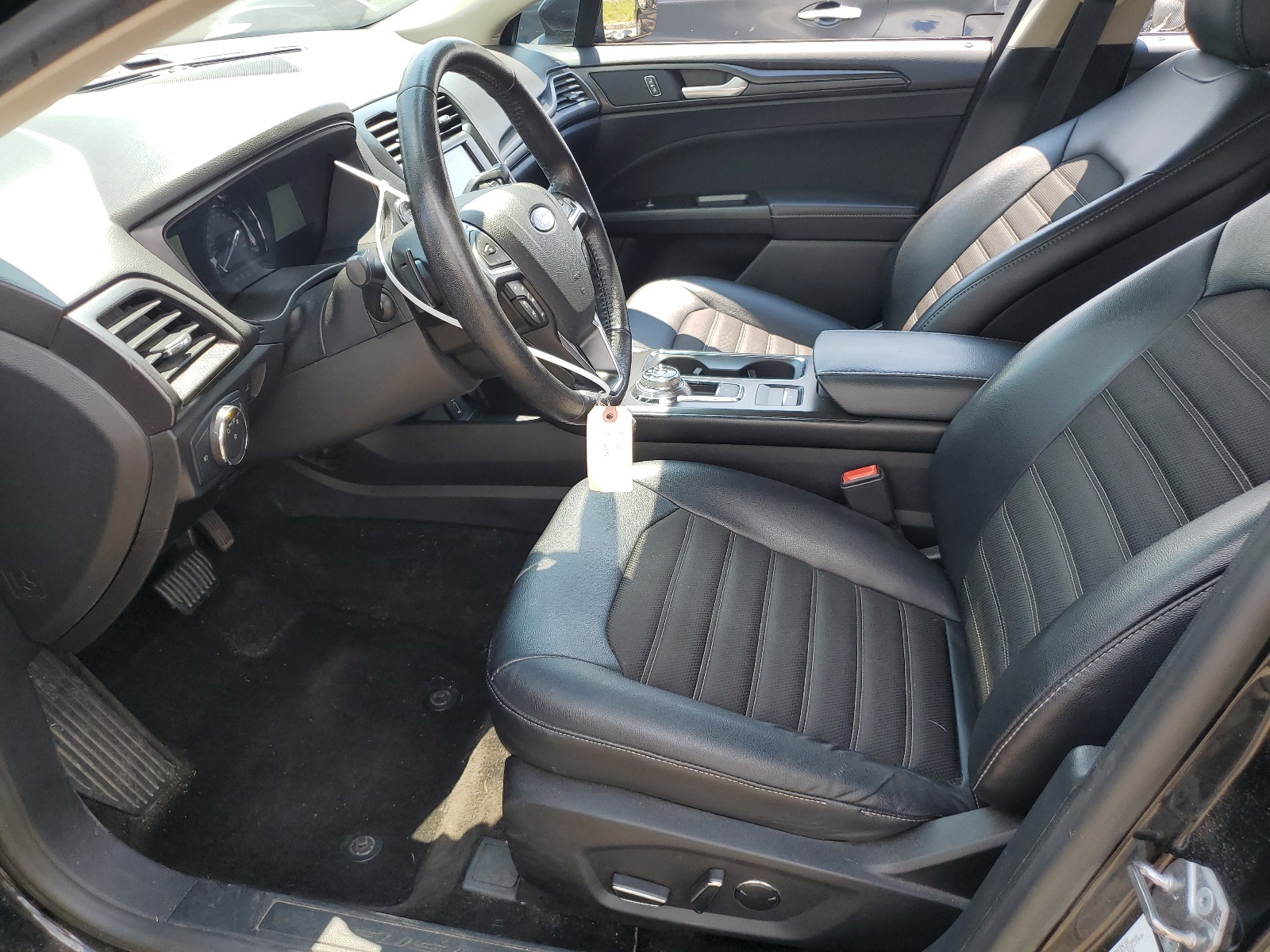 3FA6P0HD6JR164714 2018 Ford Fusion Se