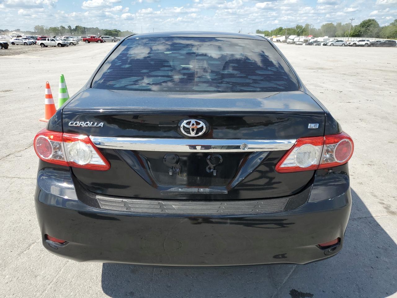 2011 Toyota Corolla Base VIN: 2T1BU4EE5BC744324 Lot: 62515514