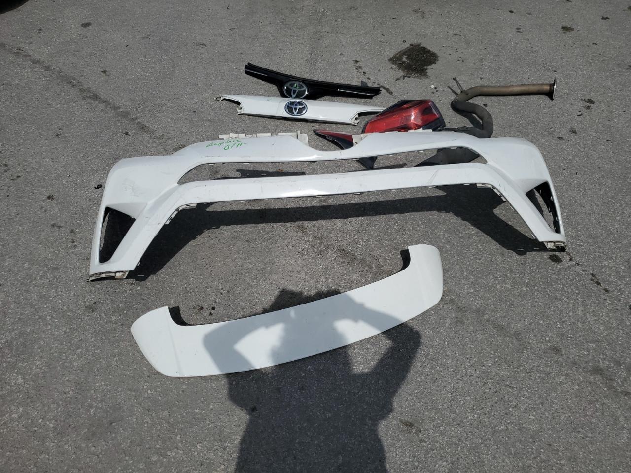 2018 Toyota Rav4 Adventure VIN: 2T3WFREV6JW482214 Lot: 64179814