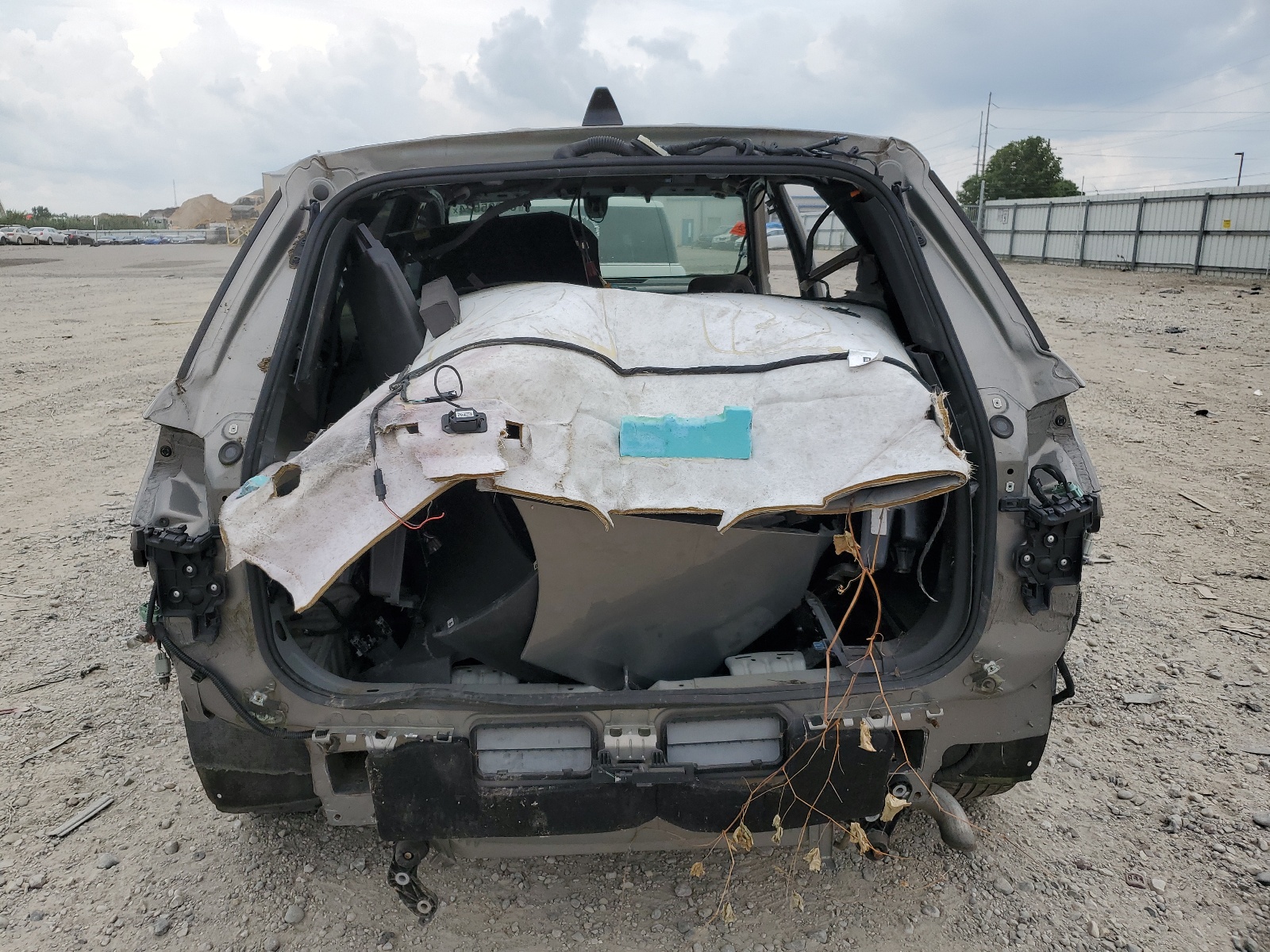 3GNAXJEV8JS616797 2018 Chevrolet Equinox Lt