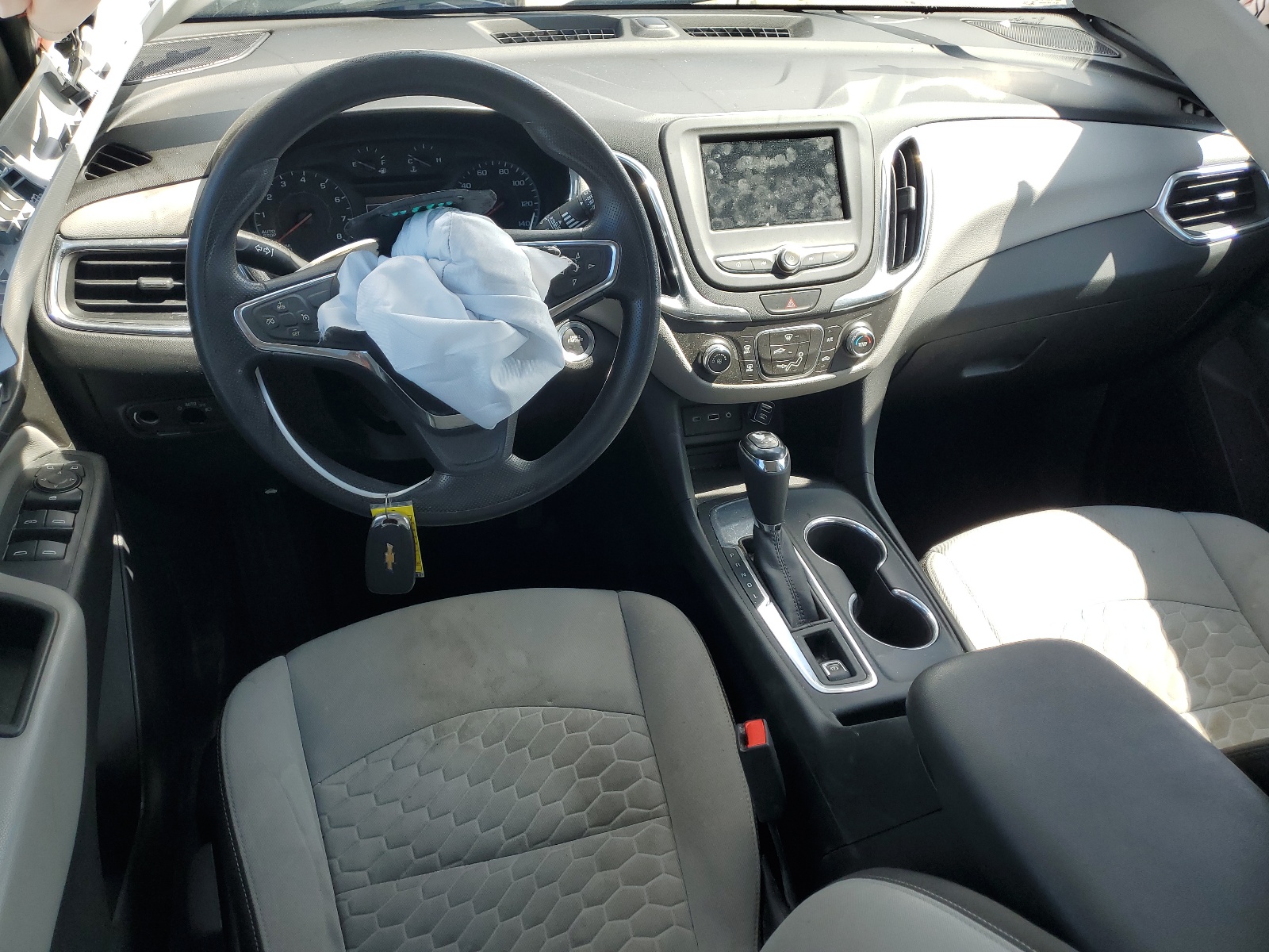 3GNAXHEV5KS533404 2019 Chevrolet Equinox Ls