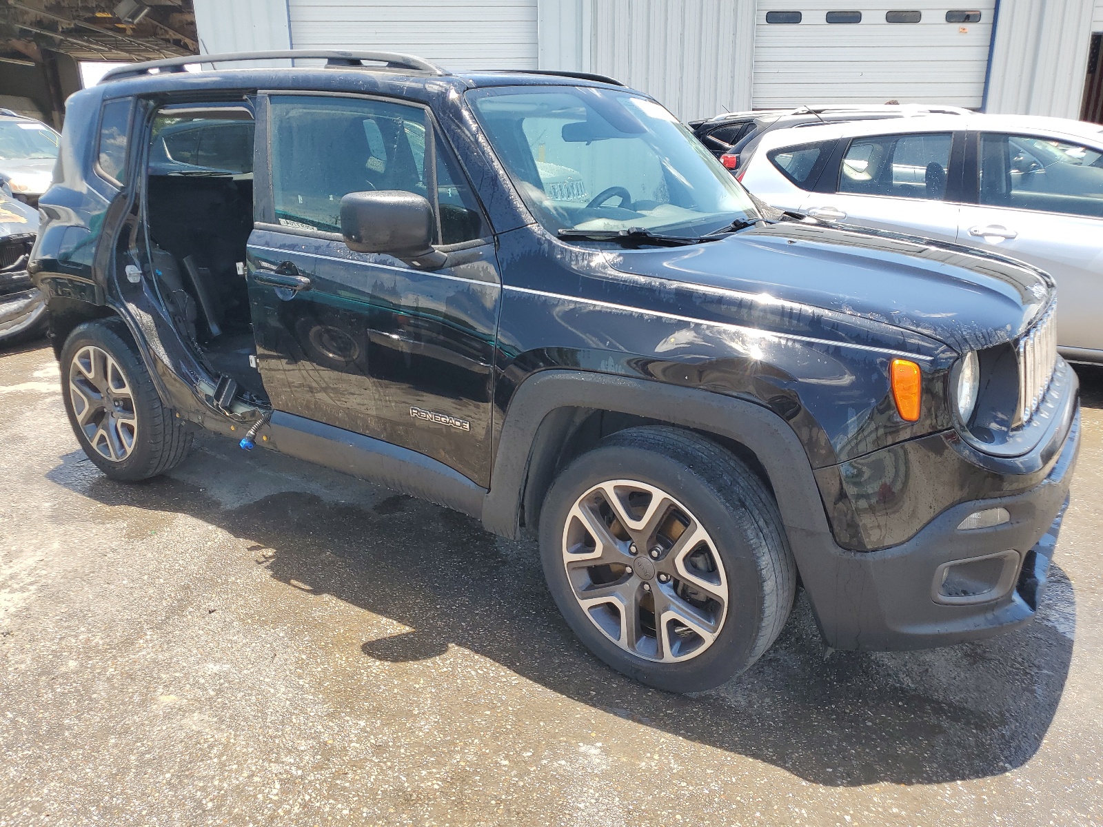 2016 Jeep Renegade Latitude vin: ZACCJABT7GPC51366