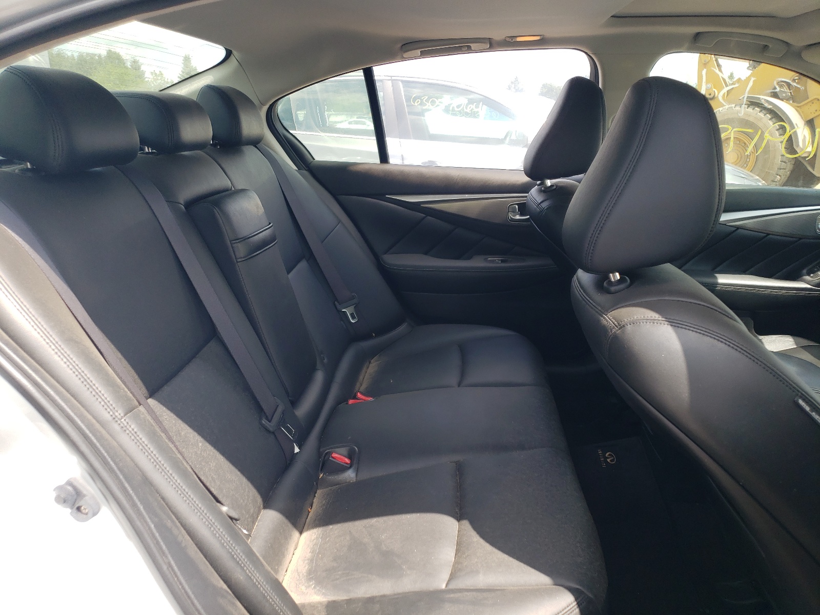 JN1BV7AR4EM692573 2014 Infiniti Q50 Base