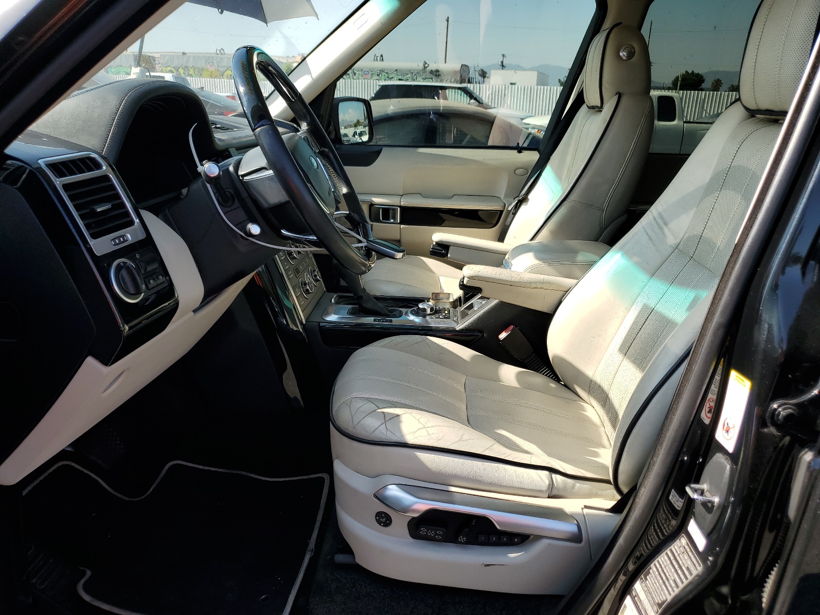 SALMF1D45BA351768 2011 Land Rover Range Rover Hse Luxury