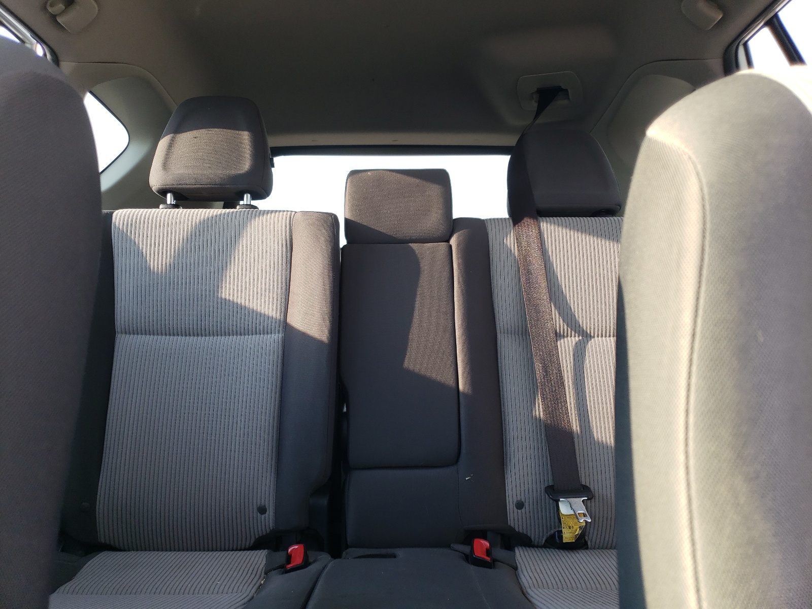 JTMZFREV0FJ055811 2015 Toyota Rav4 Le