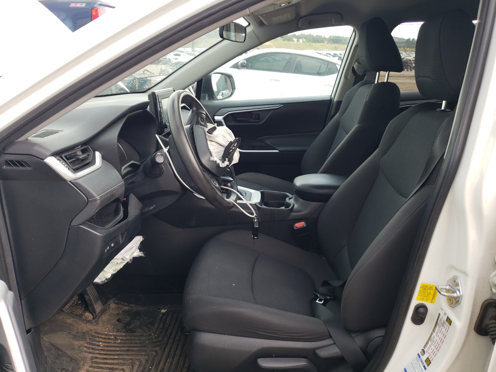 2T3F1RFV3LC101128 2020 Toyota Rav4 Le