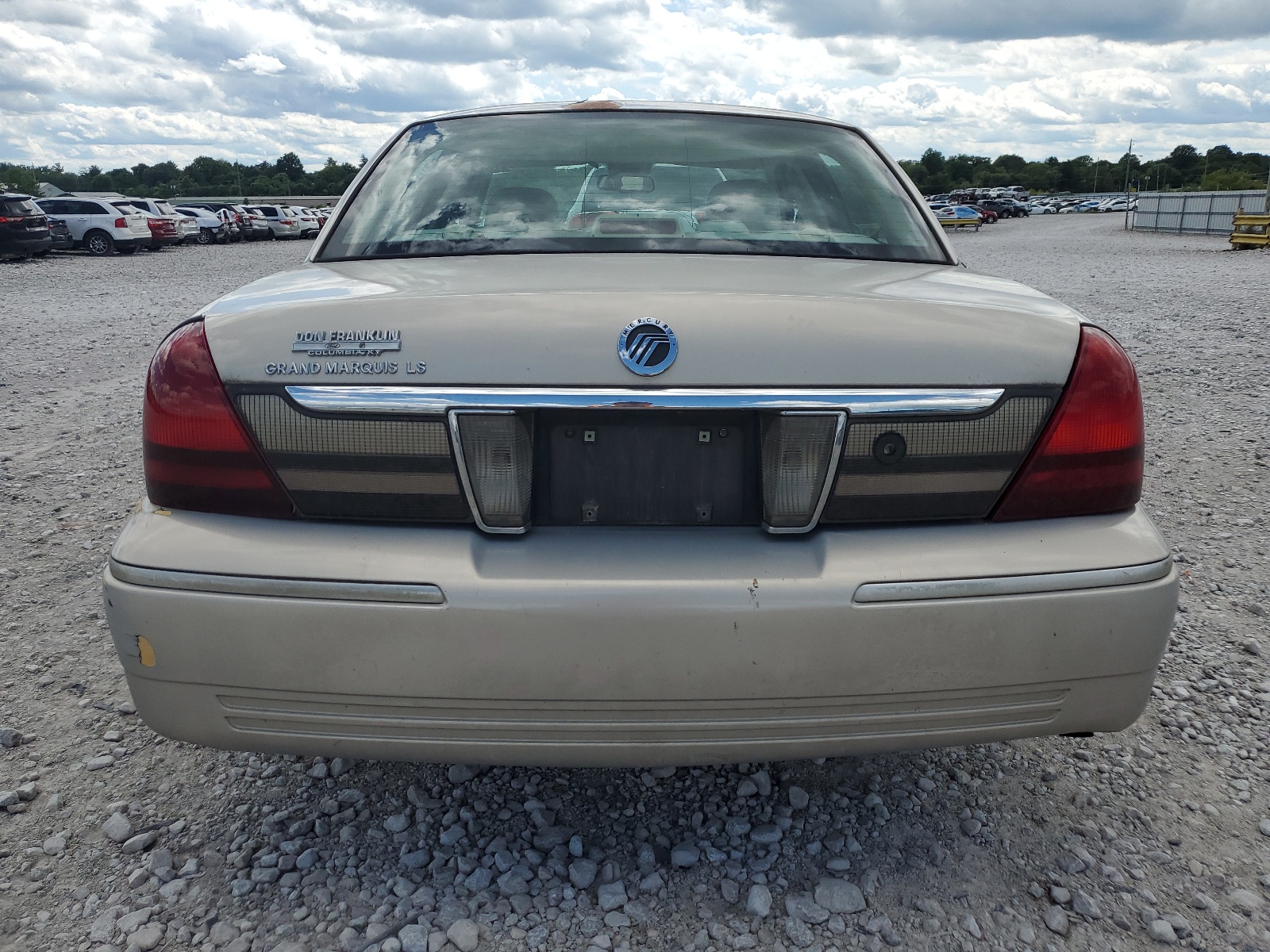 2MEFM75V17X614366 2007 Mercury Grand Marquis Ls