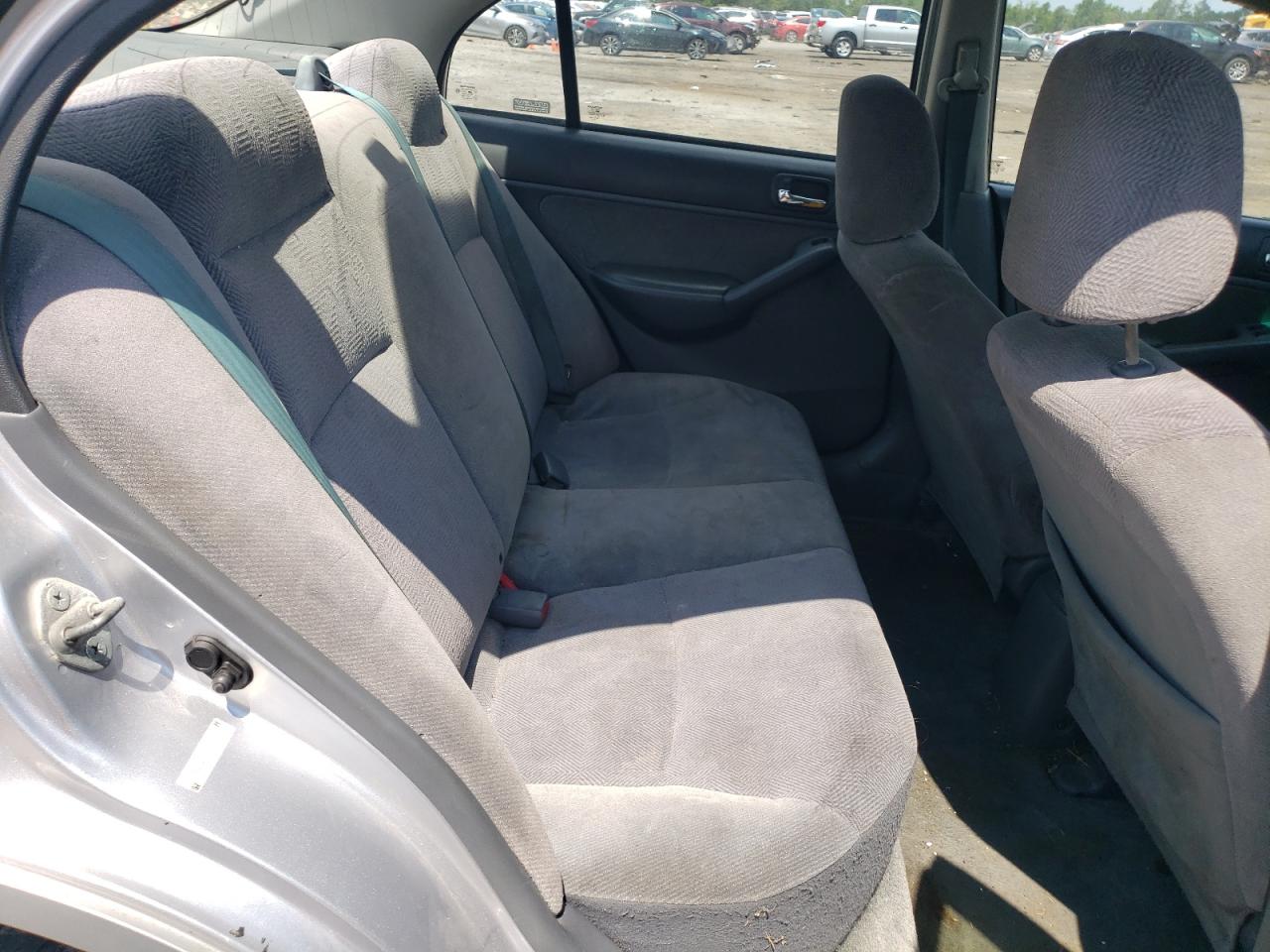 1HGES16522L074872 2002 Honda Civic Lx